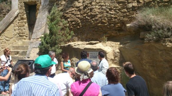Inauguración de la placa de Cerámica de Muel